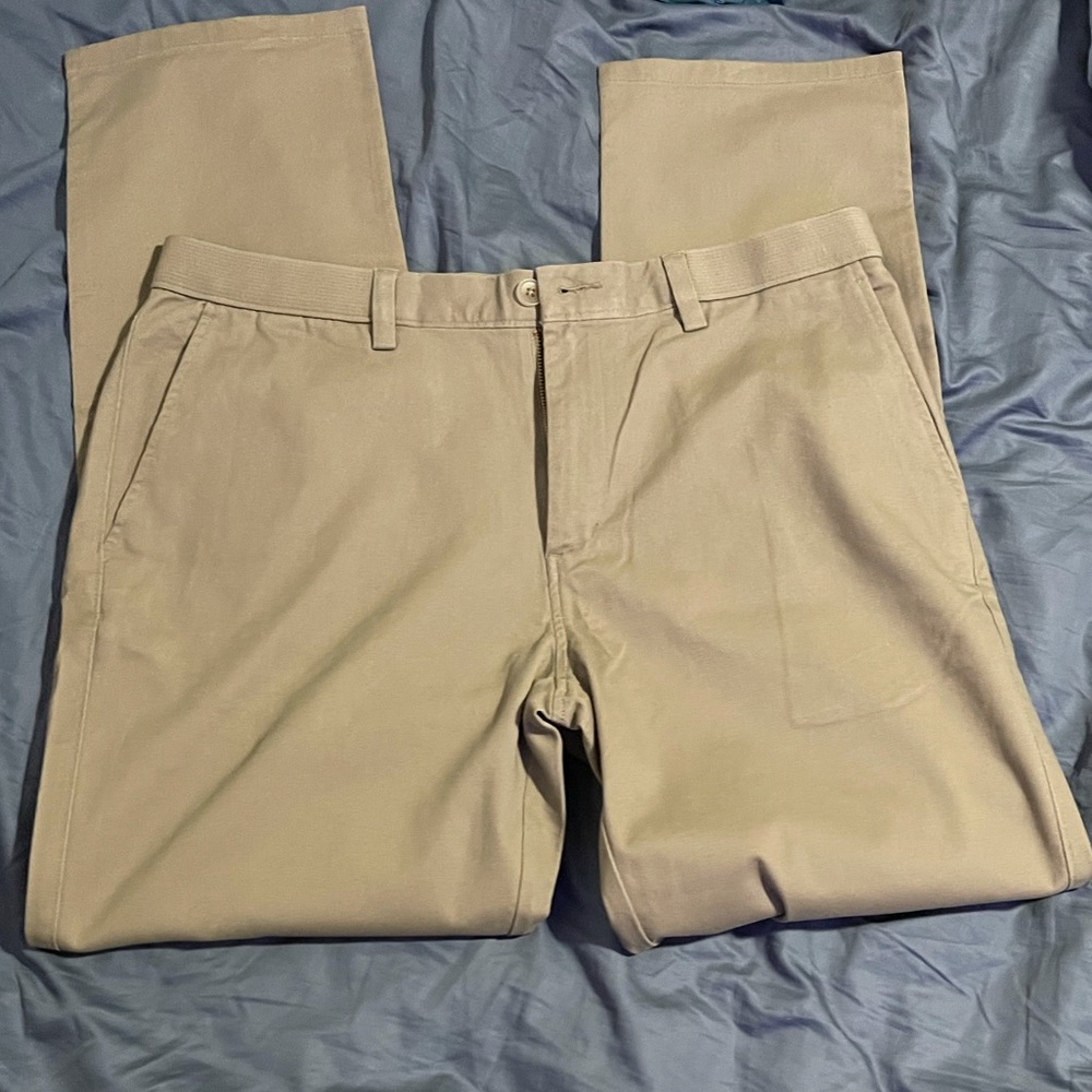 Men’s ACTION KHAKI